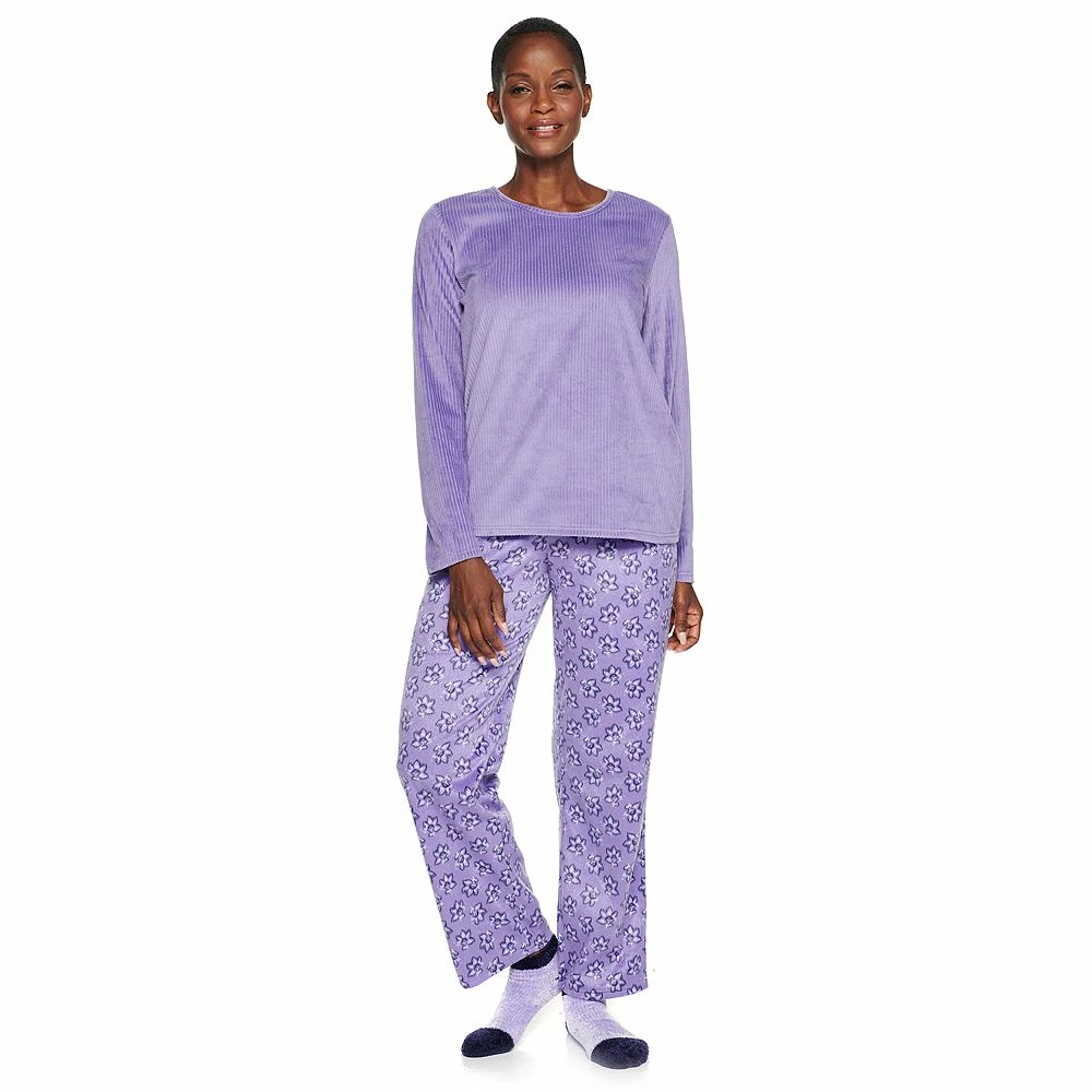 Women's Croft & Barrow® Velour Long Sleeve Pajama Top & Pajama Pants Set 10 Women's Croft & Barrow® Velour Long Sleeve Pajama Top & Pajama Pants Set - Image 8
