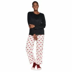 Women's Croft & Barrow® Velour Long Sleeve Pajama Top & Pajama Pants Set 21 Women's Croft & Barrow® Velour Long Sleeve Pajama Top & Pajama Pants Set -Adidas shop 5041063 Red Cardinal Rib