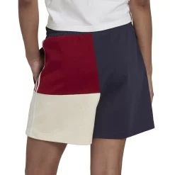 Women's adidas Essentials Colorblock Oversized Shorts 10 Women's adidas Essentials Colorblock Oversized Shorts -Adidas shop 5521020 ALT