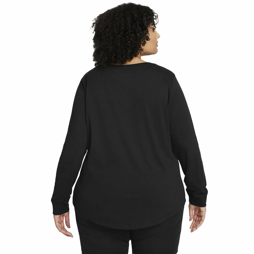 Plus Size Nike Sportswear Essential Long-Sleeve Tee 8 Plus Size Nike Sportswear Essential Long-Sleeve Tee - Image 6