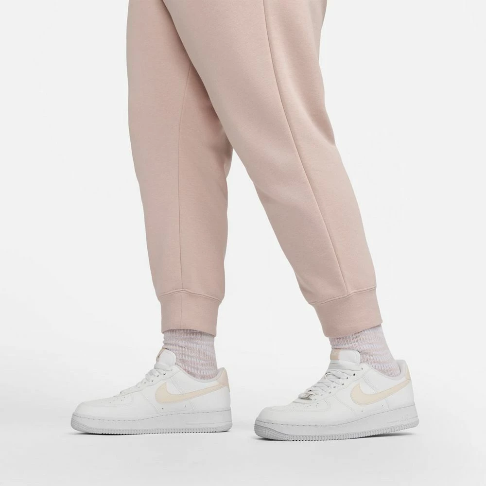 Plus Size Nike Sportswear Club Fleece Joggers 12 Plus Size Nike Sportswear Club Fleece Joggers - Image 10