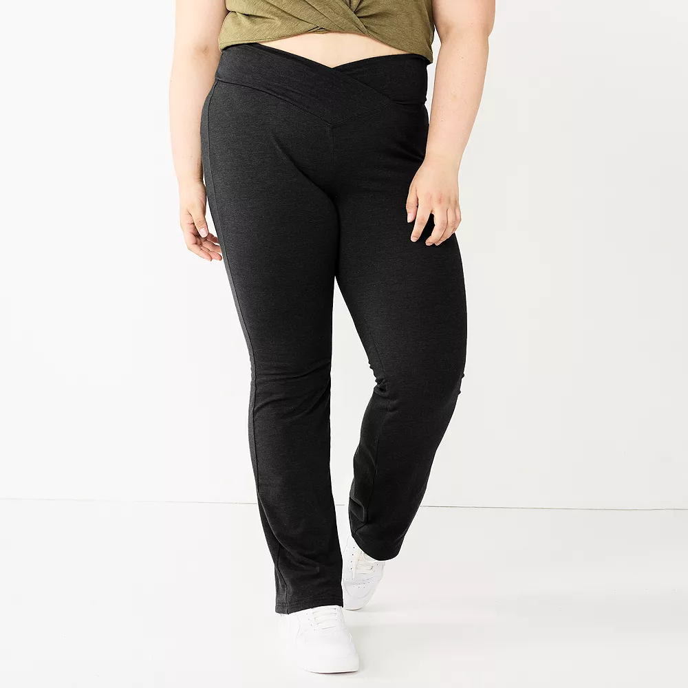 Juniors' Plus Size SO® Crossover Waistband Bootcut Yoga Pants 6 Juniors' Plus Size SO® Crossover Waistband Bootcut Yoga Pants - Image 4